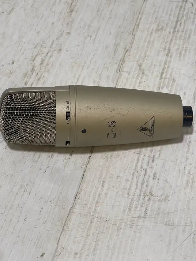 Behringer C-3 Microphone