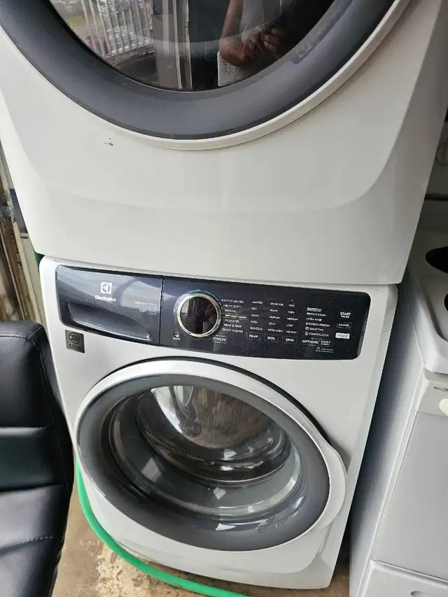 Electrolox washer and dryer new