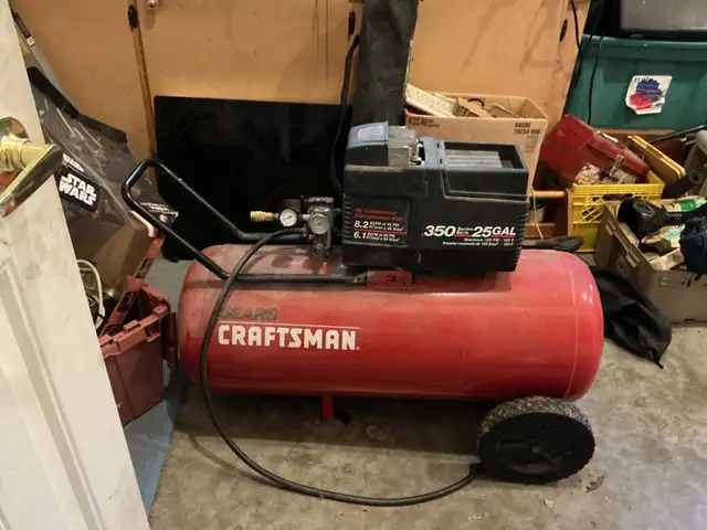 Free air compressor