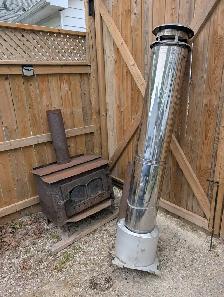 Cast Iron Wood Burning Fireplace Stove For Sale - Photo 4