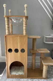Cat Tower - Photo 4