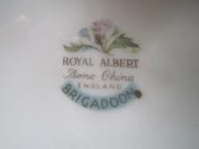 Royal Albert BRIGADOON fine bone china set for 8 - Photo 3