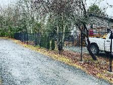 Chain link fence - Photo 3