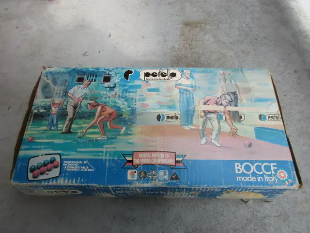 Bocce Bochas balls  lawn  ball set