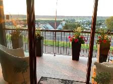 Panoramic View of River Valley and the City! - Photo 10