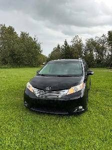 2013 Toyota Sienna Limited Edition — Fully Loaded