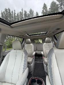 2013 Toyota Sienna Limited Edition — Fully Loaded - Photo 7