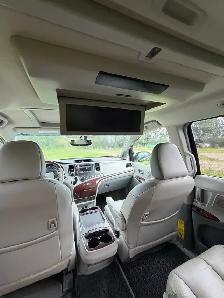 2013 Toyota Sienna Limited Edition — Fully Loaded - Photo 8