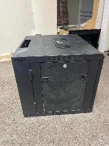 Rack Basics Mountable Server Rack W23.5"xL21.5"xH20" - Photo 2