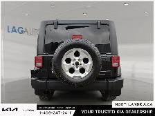 2014 Jeep Wrangler Unlimited Sahara - Photo 3