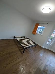 Rent Room - Photo 3