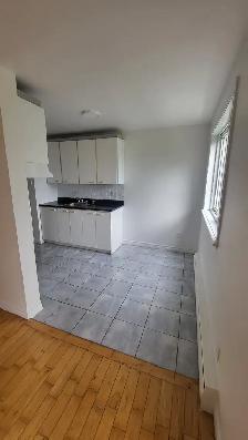 Ste-Foy, 4½ LIBRE, TOUT INCLUS, secteur paisible 1125$ - Photo 2