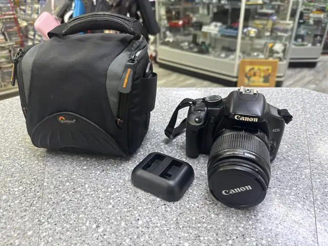 Canon 450D DSLR Camera 18-55MM Lens With Bag