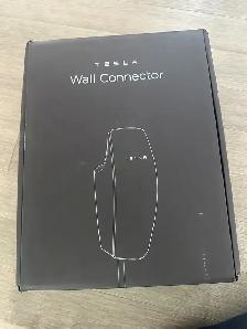 Tesla Charger - Photo 3