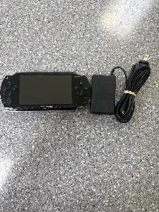 PSP 1001 System With 32GB Memory card - Photo 2