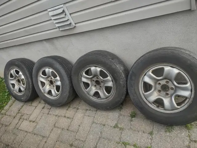 4 jantes 215-70R16 Origine Honda CRV 2016. Bolt Pattern 5x114.3