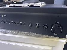 NAD C375BEE Amplifier With Remote and Manual - Photo 3