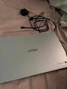 ASUS Chromebook 2-in-1 – Like New - Photo 2