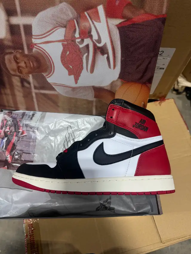 Jordan 1 Retro High OGWhite / Black - VarsityRed. $130 firm.
