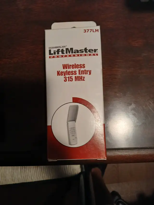 Garage door wireles keypad - Liftmaster Brand New !