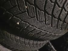 Pair Michelin X-Ice Snow 255/45R19 2022 - Photo 3