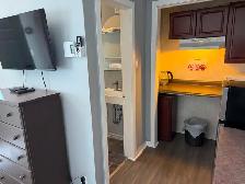 Clean & Quiet Bachelor · Separate Bath · All-Inclusive - Photo 7