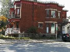 Two bedroom apartment, Centre town, $1800, Sept 1 - Photo 9