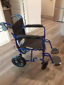 WHEELCHAIR - Like New Medline - Photo 2