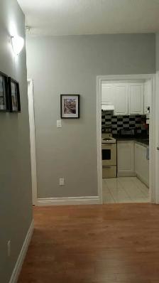 Modern Student Room in Scarborough Condo - Photo 9
