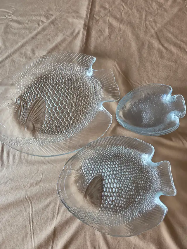 GLASS FISH DISHES