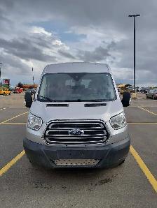 2016 Ford Transit 350 12 seater - Photo 2