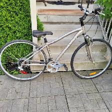 Marin KentField Hybrid Bike