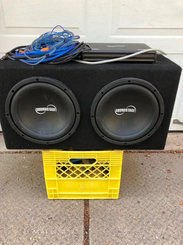 SOUND STAGE 500W AMPLIFIER AND 2x 10" SPEAKERS WITH BOX