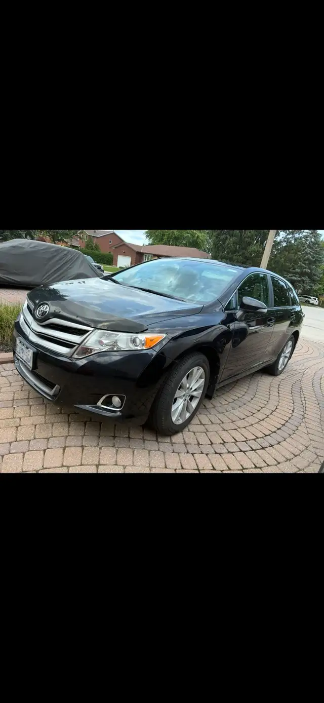 CERTIFIED 2015 Toyota Venza XLE AWD - 4 Cylinder