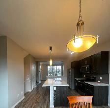 House for Rent – Spacious 4 Bedroom Home in Edmonton! - Photo 4