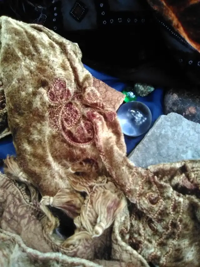LUXURY LEO ENERGY!!  EMBROIDERED VELVET SCARF BY INDIA ARTS