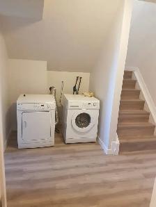 Sept 1/ Town of Two Hills/2 Bedroom Townhouse/Balcony - Photo 4
