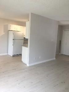 Sept 1/ Town of Two Hills/2 Bedroom Townhouse/Balcony - Photo 8