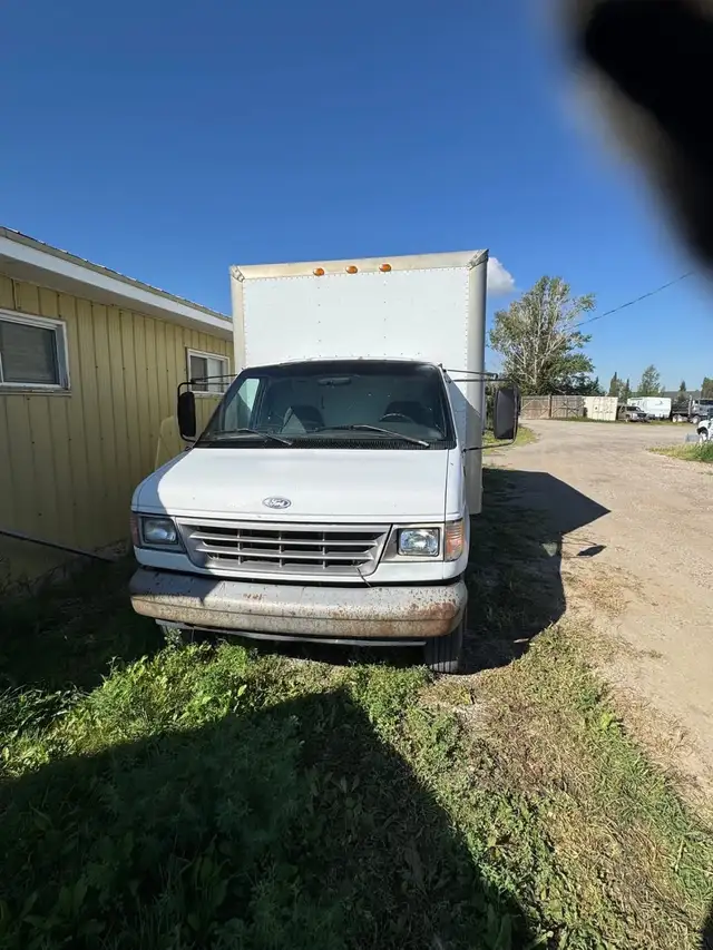 1996 E350 1 ton  cube van