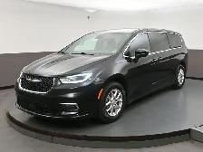 2025 Chrysler Pacifica Select - Call 902-466-9550 Leather Interi - Photo 3