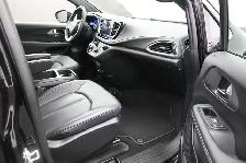 2025 Chrysler Pacifica Select - Call 902-466-9550 Leather Interi - Photo 27