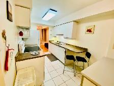 AVAILABLE SEPT. 1 MISSISS. CITY CENTRE LARGE ALL-INCLUSIVE SUITE - Photo 14