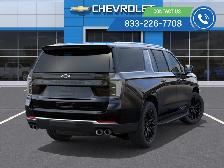 2026 Chevrolet Suburban Premier Cooled Seats - Photo 4