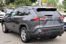 2023 Toyota RAV4 Hybrid XLE AWD - Photo 4