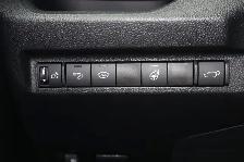2023 Toyota RAV4 Hybrid XLE AWD - Photo 11