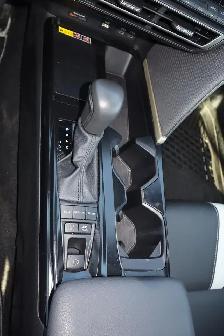 2026 Toyota Camry SE - Photo 18
