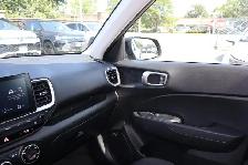 2025 Hyundai Venue PREFERRED - Photo 11