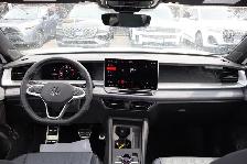 2026 Volkswagen Tiguan Comfortline R-Line Black Edition 4MOTION - Photo 16