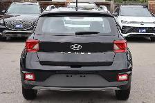 2025 Hyundai Venue PREFERRED - Photo 4