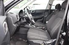 2025 Hyundai Venue PREFERRED - Photo 15